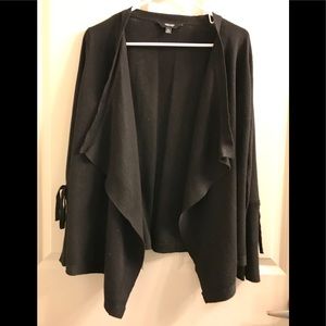 NWOT Simply Vera VeraWang xs black cardigan